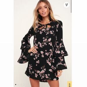 Jack by BB Dakota Midnight Garden Black Floral Bell Sleeve Dress, EUC, Medium